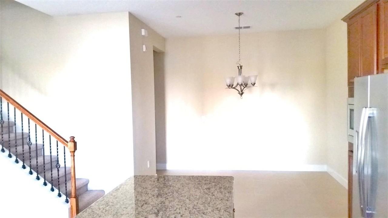 13741 Benavente Ave - Photo 6 of 20