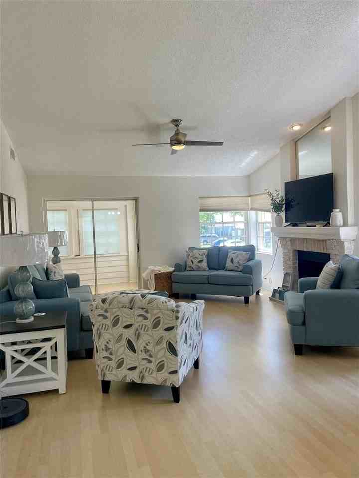 50 Pelican Pl - Photo 7 of 29