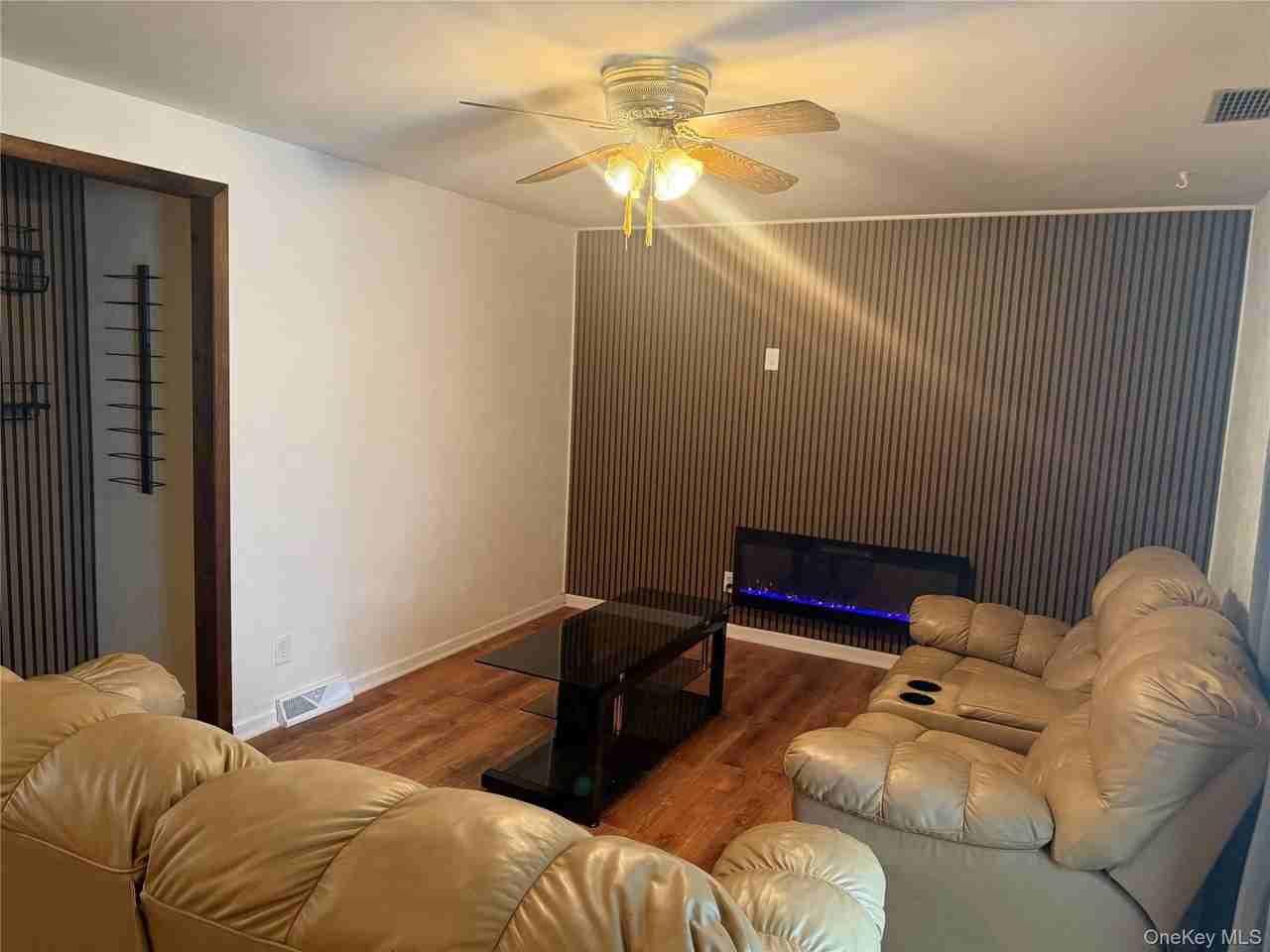 63 Cedar Ave - Photo 2 of 7