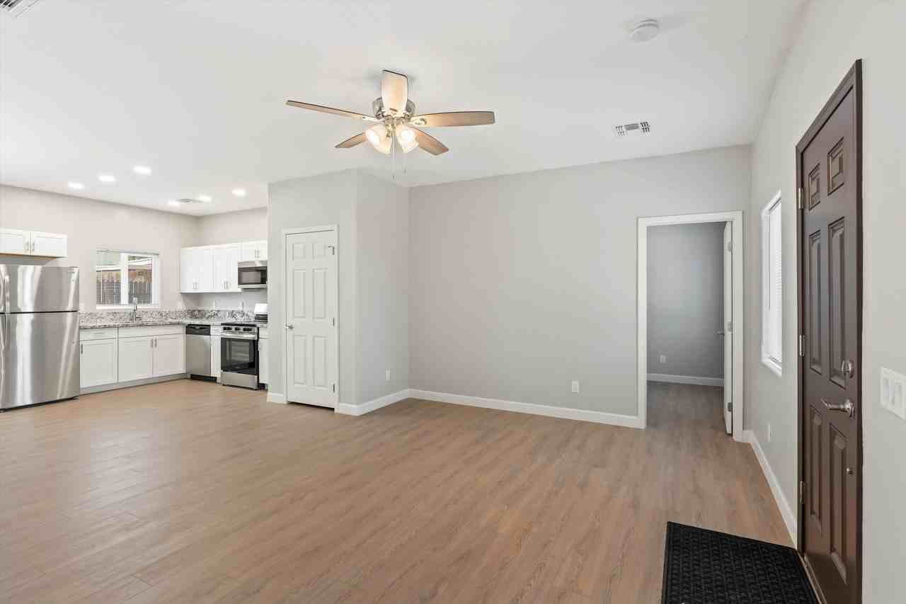 N Westmoreland Ave - Photo 2 of 12