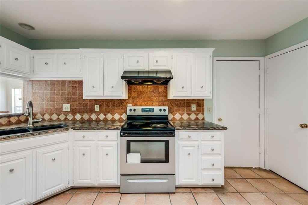 2929 Big Oaks Dr - Photo 3 of 21