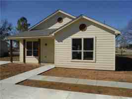 featured image of 400 E Godley Ave #C