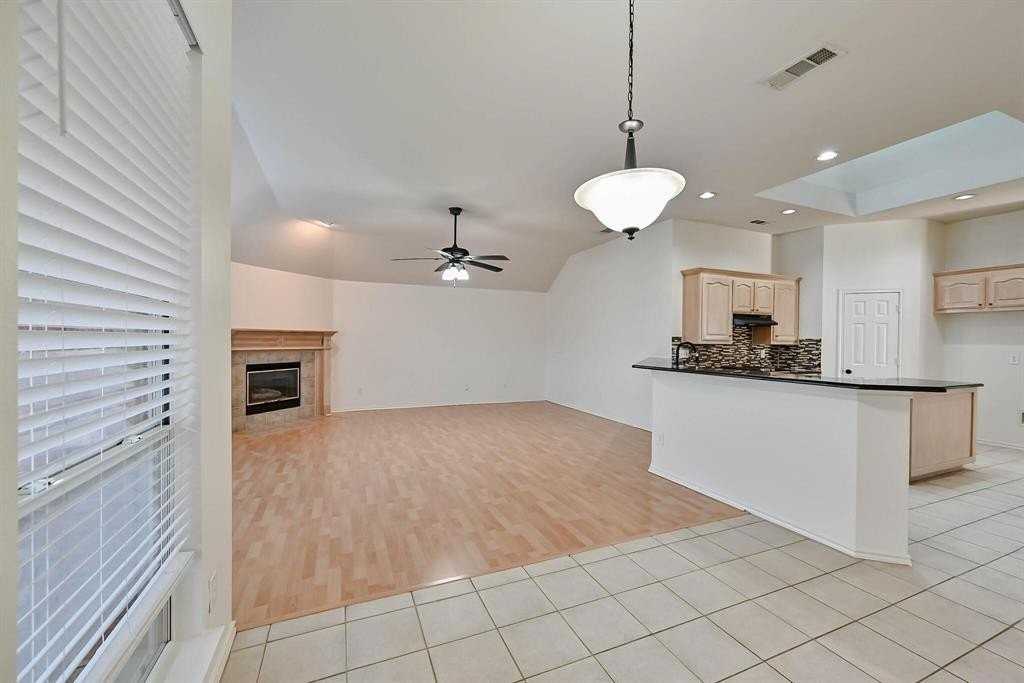 11913 Wildwood Ln - Photo 7 of 28