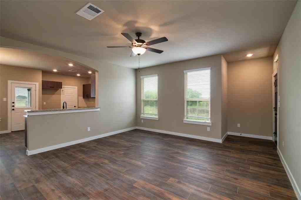 600 Harvest Moon Drive - Photo 2 of 17