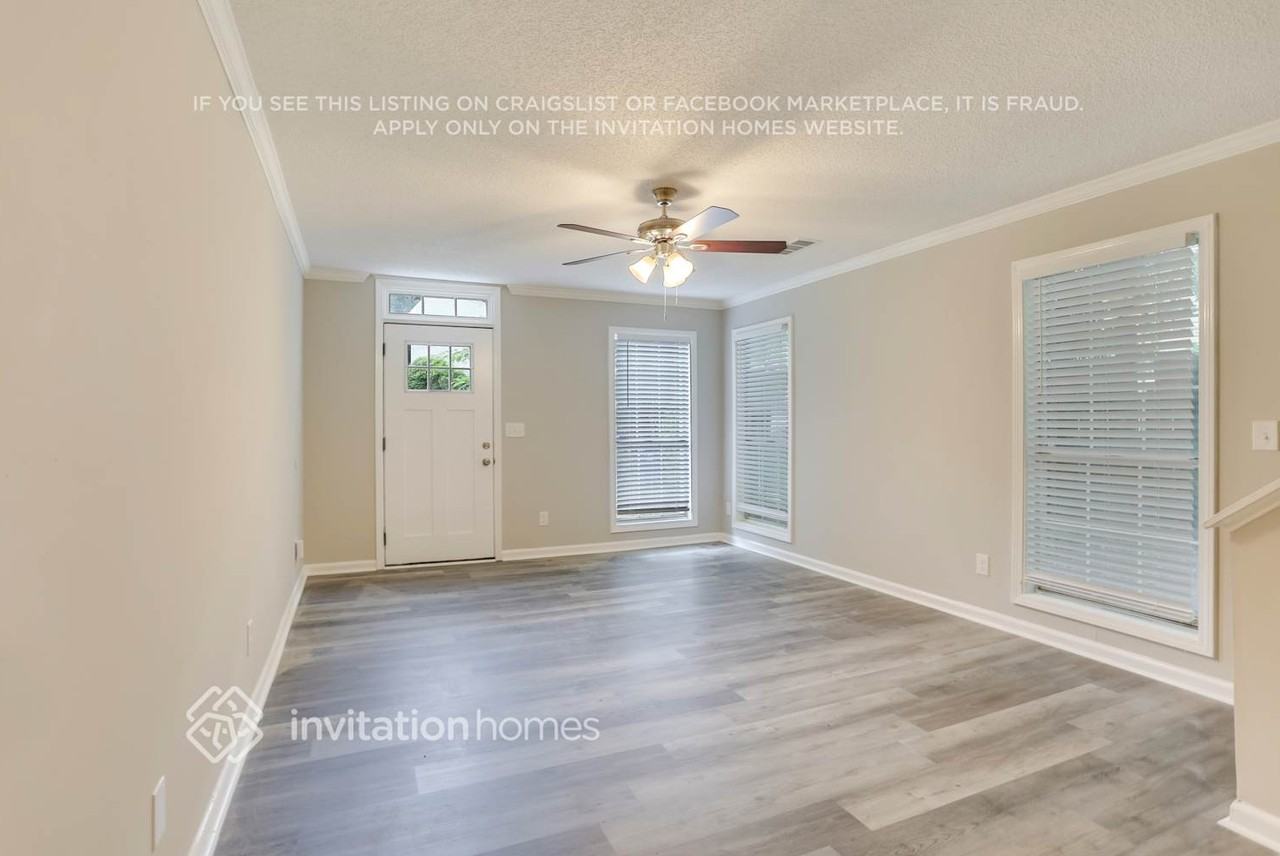 2395 Whites Rdg - Photo 4 of 30