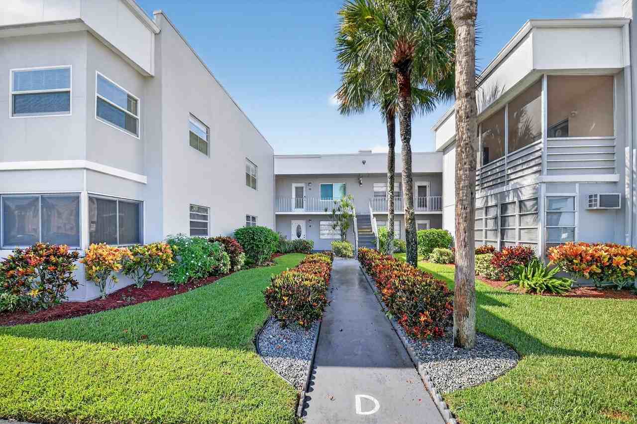 184 Burgundy D - Photo 2 of 50