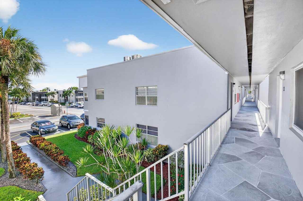 184 Burgundy D - Photo 6 of 50