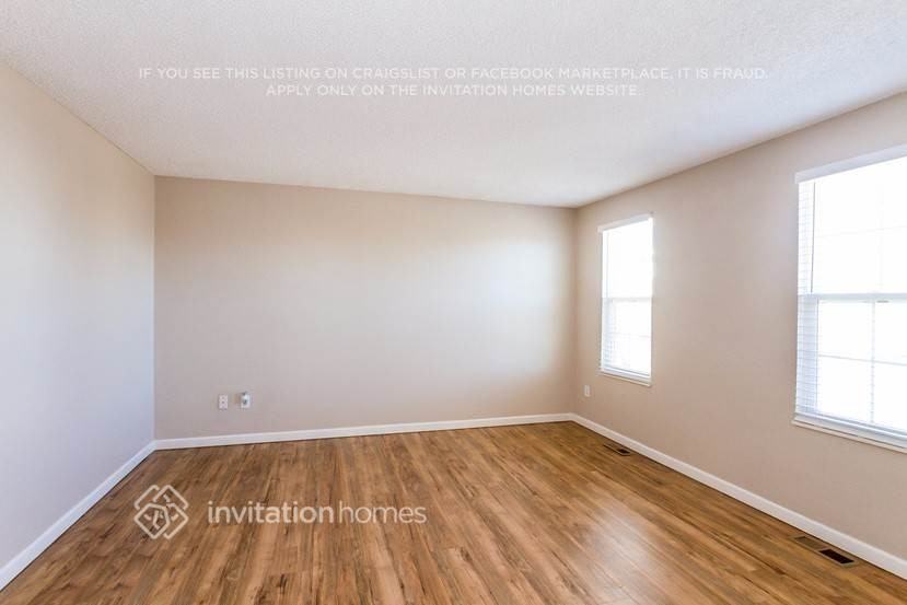 1497 S Andes Way - Photo 4 of 28