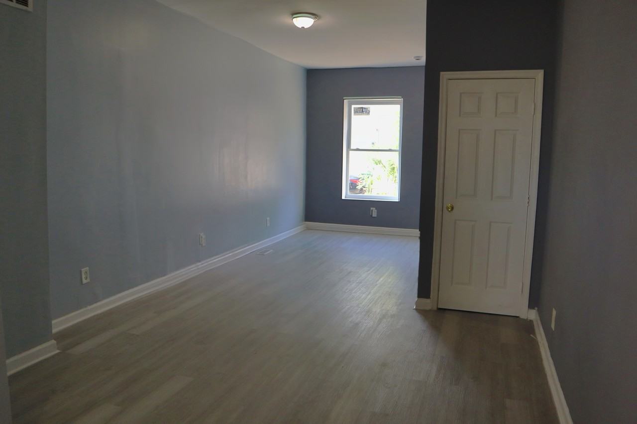 2011 Hollins Street - Photo 3 of 7