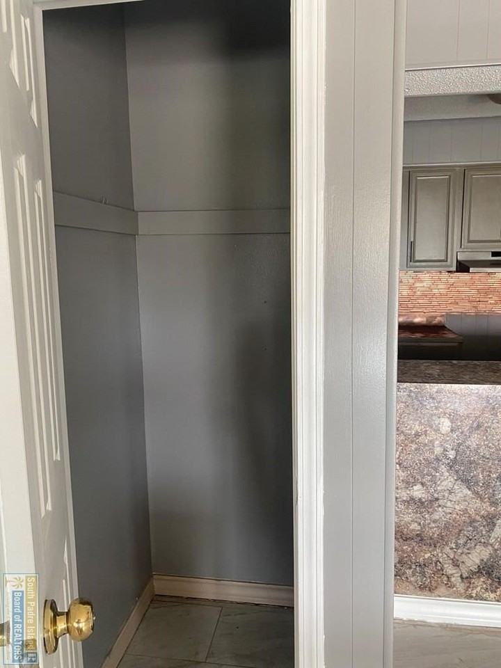 120 E Polaris Dr - Photo 7 of 29