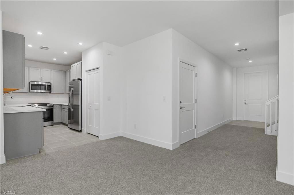 10940 Salt Bay Way - Photo 2 of 8