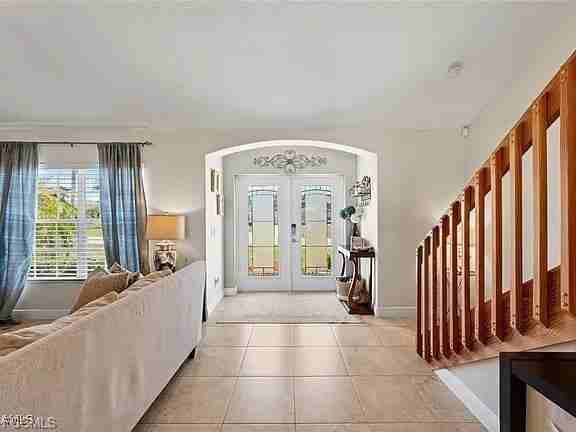 209 Se 3rd Ter - Photo 3 of 8