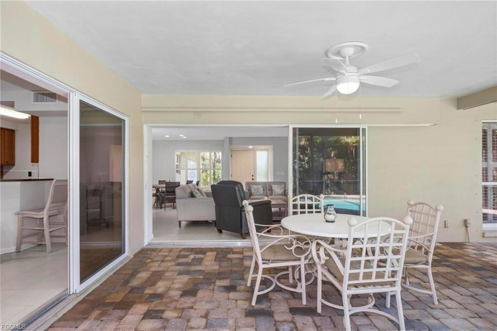 673 Travers Ave - Photo 3 of 8
