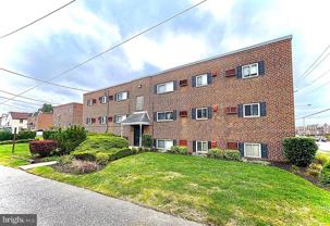 4401 Sheffield Ave - Photo 1 of 1