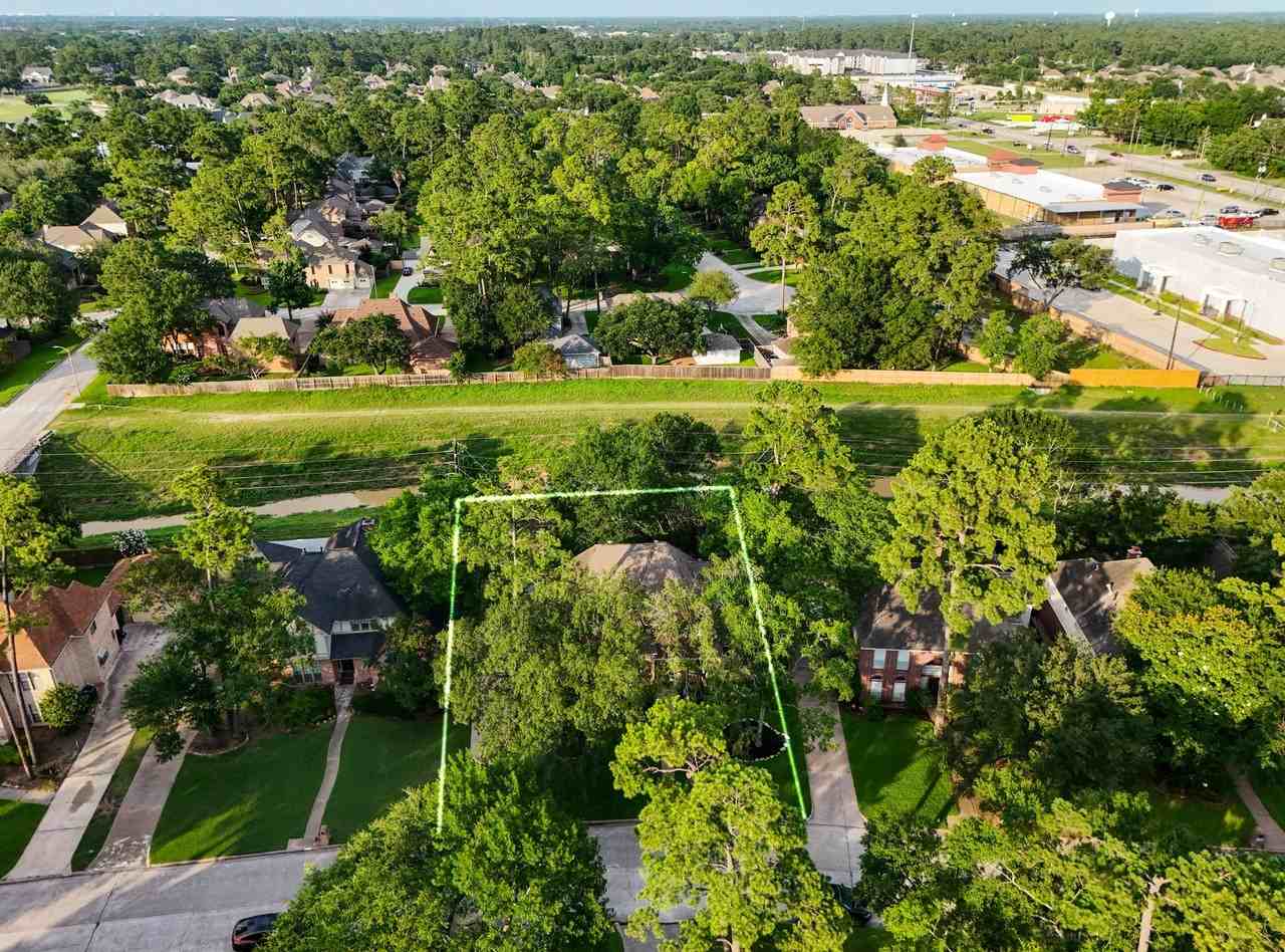 16814 Windypine Dr - Photo 2 of 50