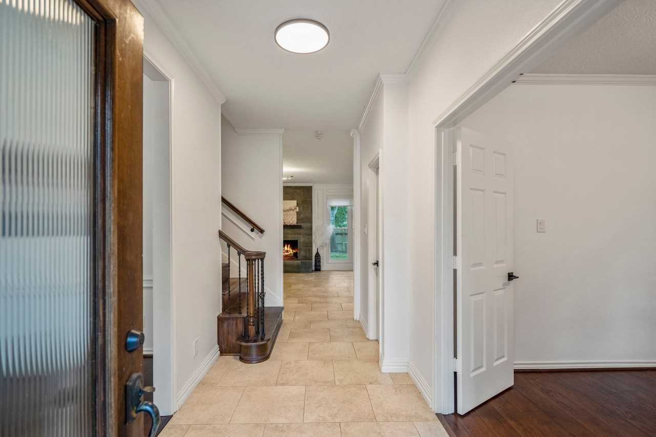 16814 Windypine Dr - Photo 4 of 50