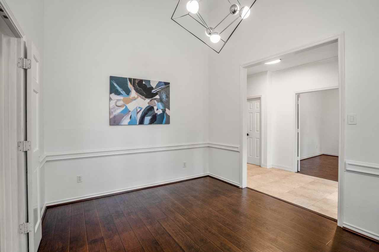 16814 Windypine Dr - Photo 7 of 50