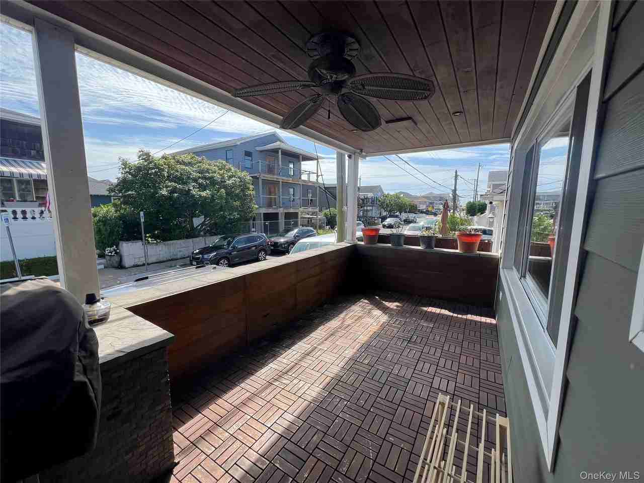 67 Rochester Ave - Photo 2 of 19