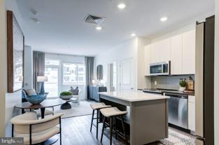501 N Columbus Blvd #1418 - Photo 1 of 1