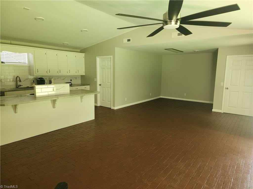 59 Pear Tree Ln - Photo 2 of 14