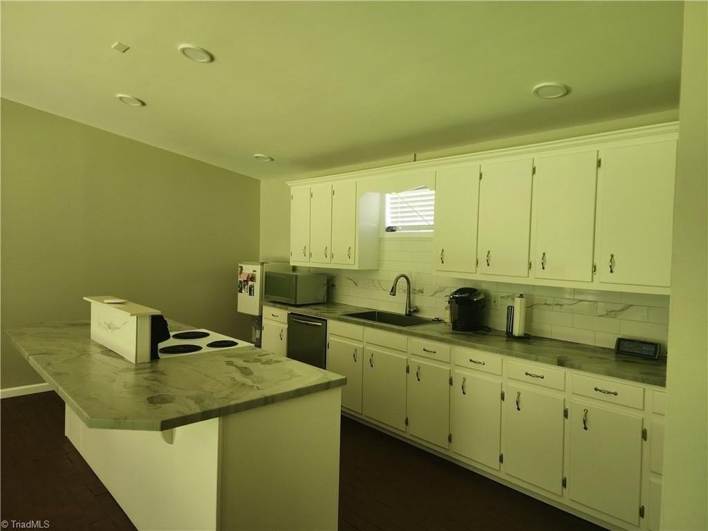 59 Pear Tree Ln - Photo 4 of 14