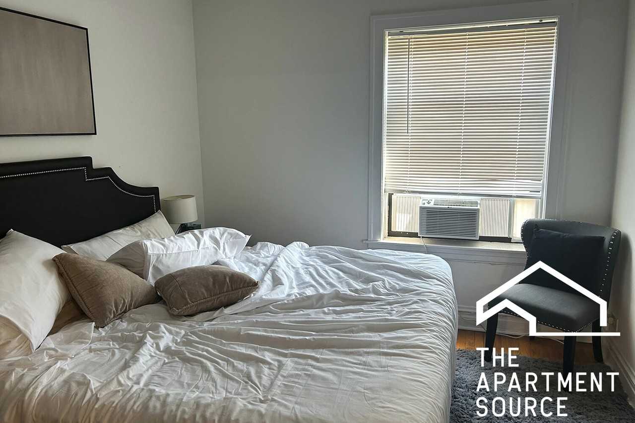 1913 W Larchmont Ave #3B - Photo 5 of 18