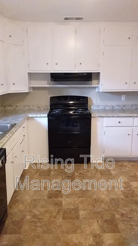 724 Lisa Ln - Photo 3 of 22