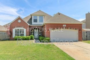 9209 S 73rd East Ave - Photo 1 of 1