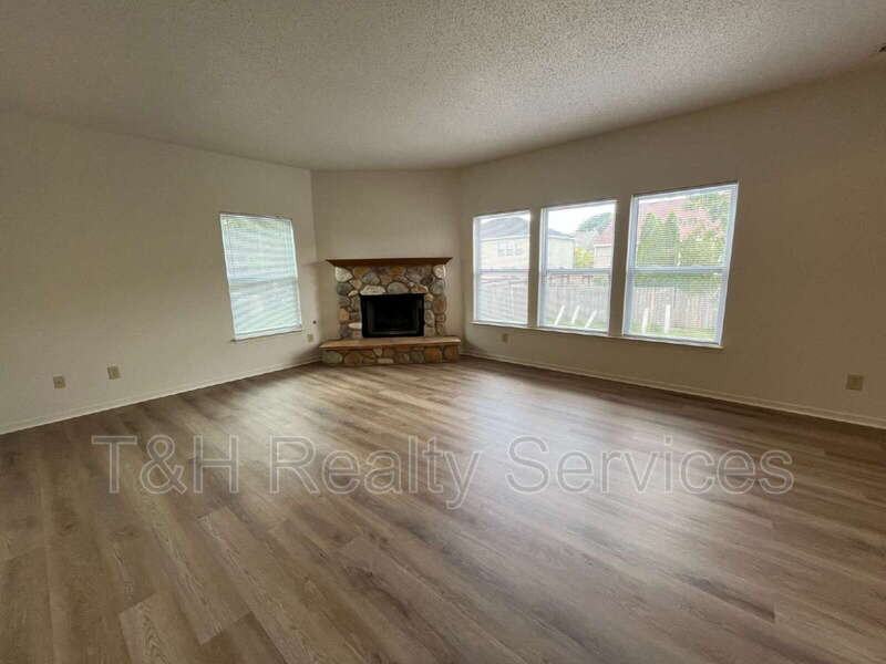 6146 Big Stone Dr - Photo 5 of 27