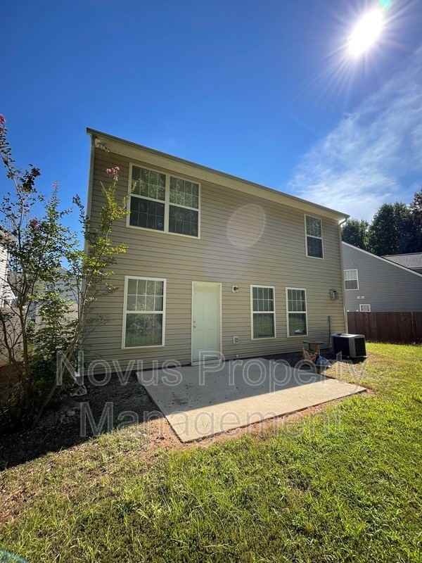 363 Arrowhead Drive - Photo 2 of 35