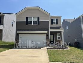 138 Harbour Pointe Ln - Photo 1 of 1