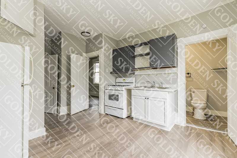 817 W Main St #C - Photo 6 of 7