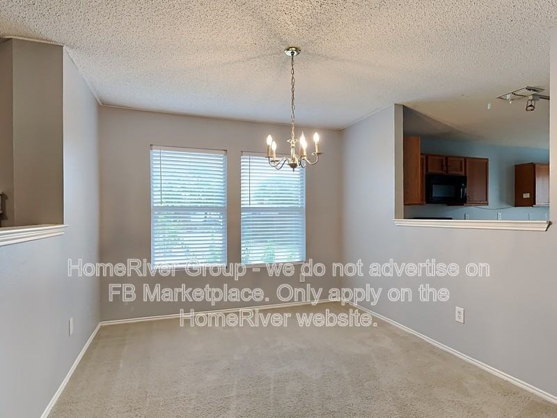 601 Pickwick Lane - Photo 5 of 23