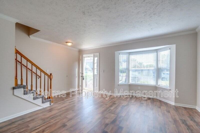 302 Ash Forge Dr - Photo 4 of 22
