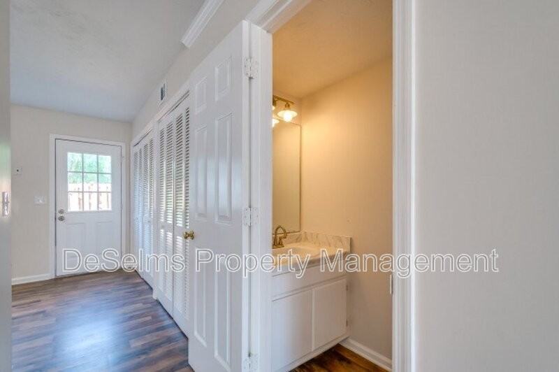 302 Ash Forge Dr - Photo 6 of 22