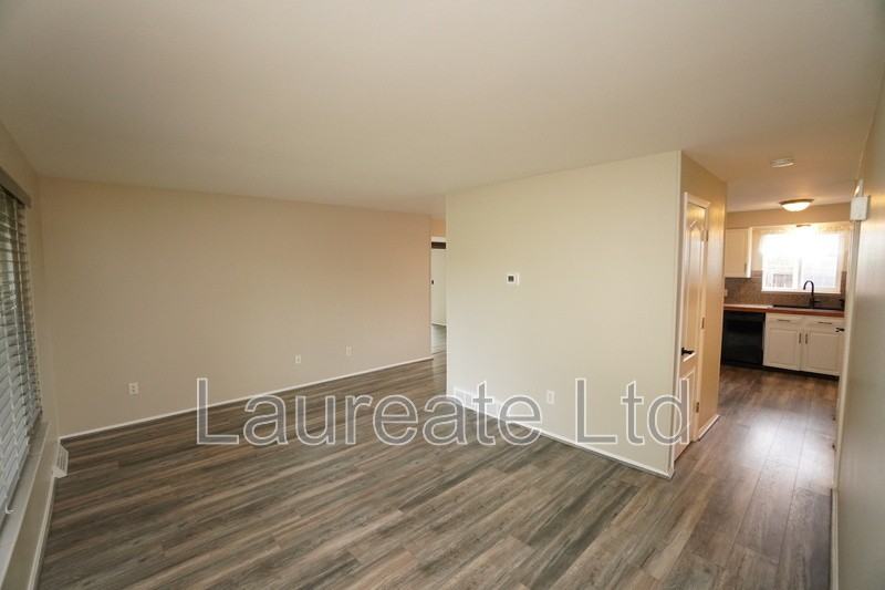 6759 W Portland Ave - Photo 3 of 27