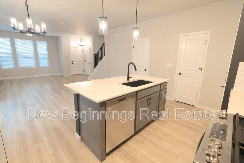 9269 Meccano Pt - Photo 7 of 34