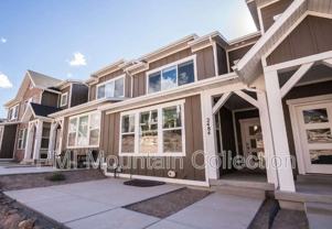 2484 N Wildwood Ln - Photo 1 of 1
