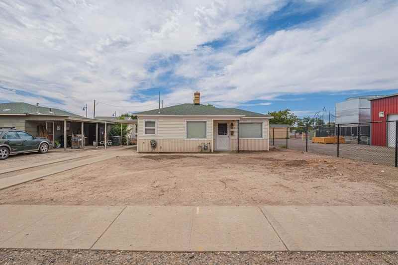 1717 Cannell Ave - Photo 3 of 19