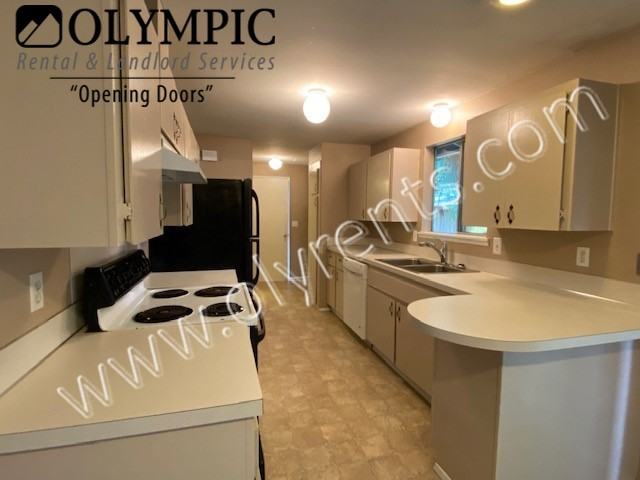 521 Primrose Ln Se - Photo 3 of 10