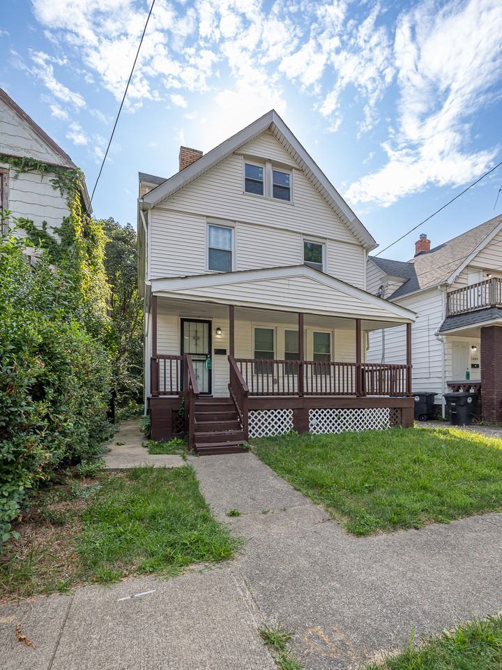2887 East 112th Street - Photo 2 of 21