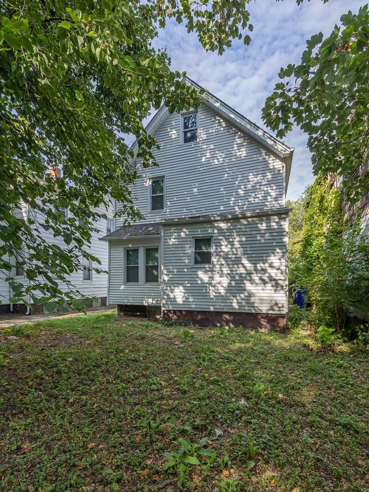 2887 East 112th Street - Photo 3 of 21