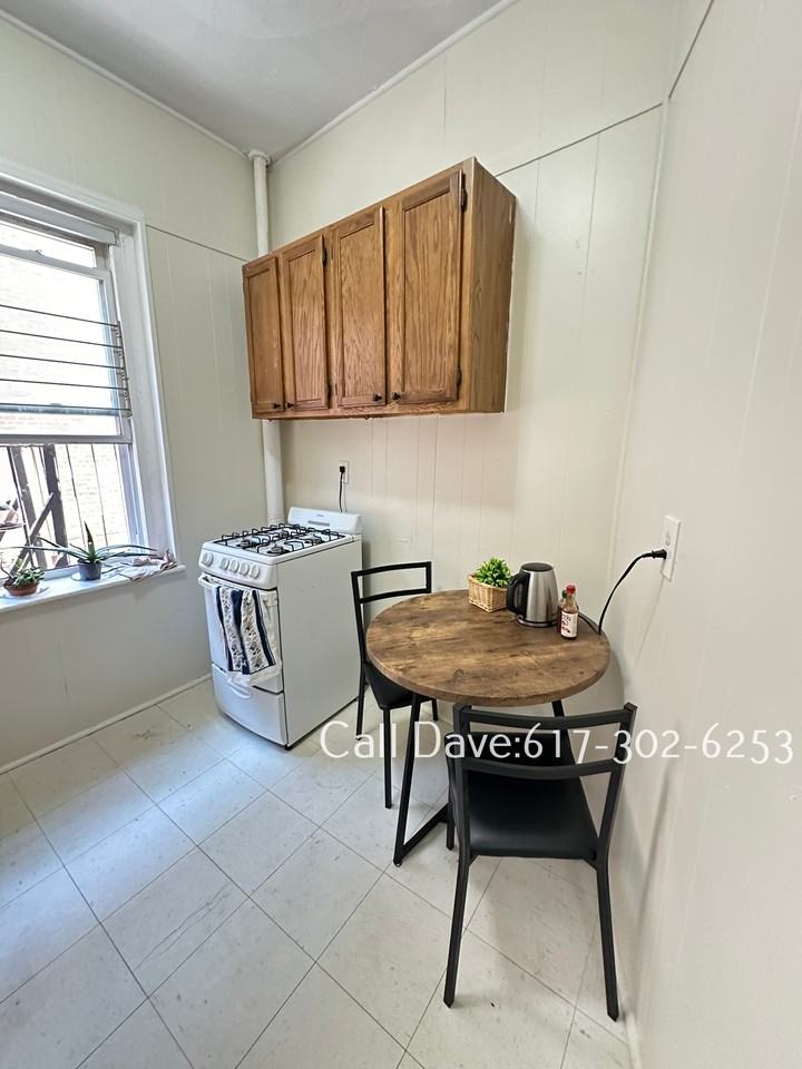 5 Walbridge St #3 - Photo 2 of 10