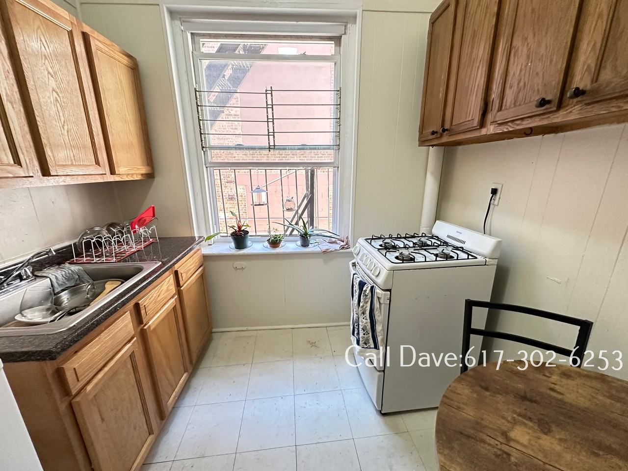 5 Walbridge St #3 - Photo 4 of 10