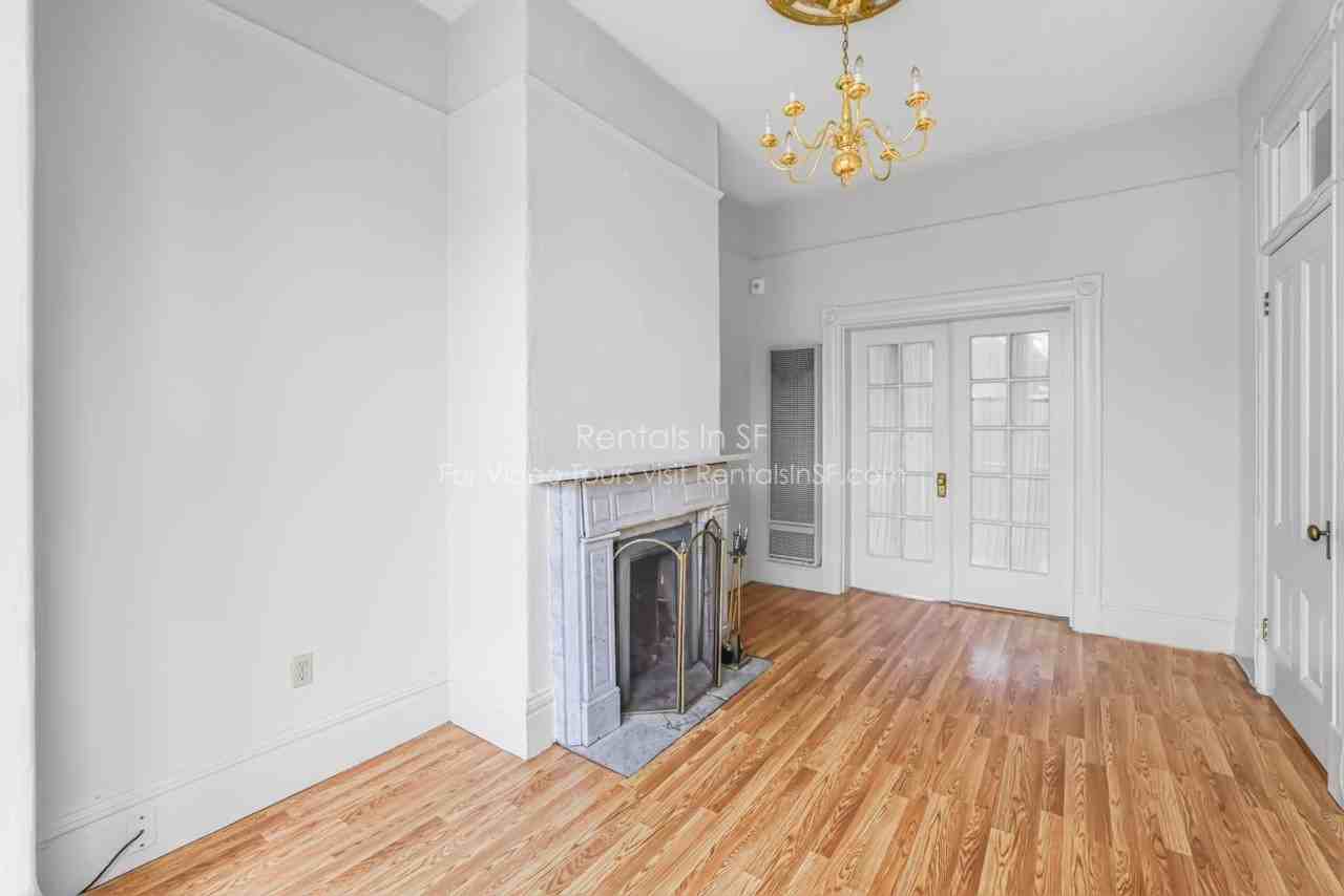 379 San Jose Ave - Photo 2 of 12