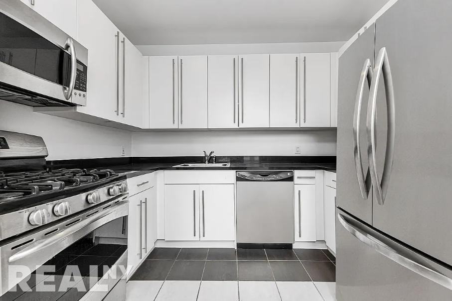 Murray Street #703 - Photo 3 of 12