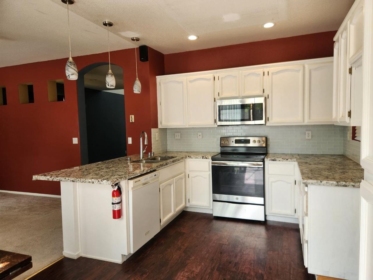 6446 Cedar Ranch Dr - Photo 4 of 10