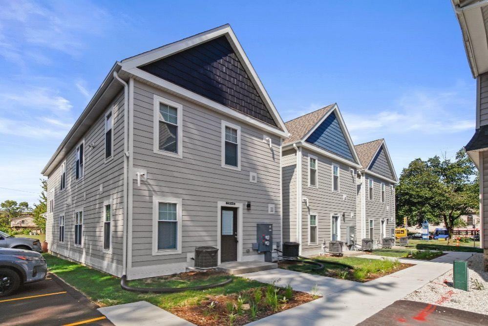 1703 W State St - Photo 7 of 15