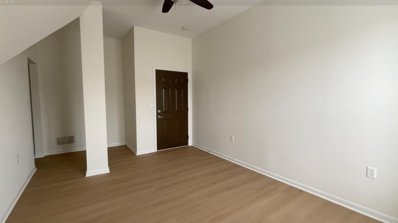 953 N 17th St - Photo 4 of 18