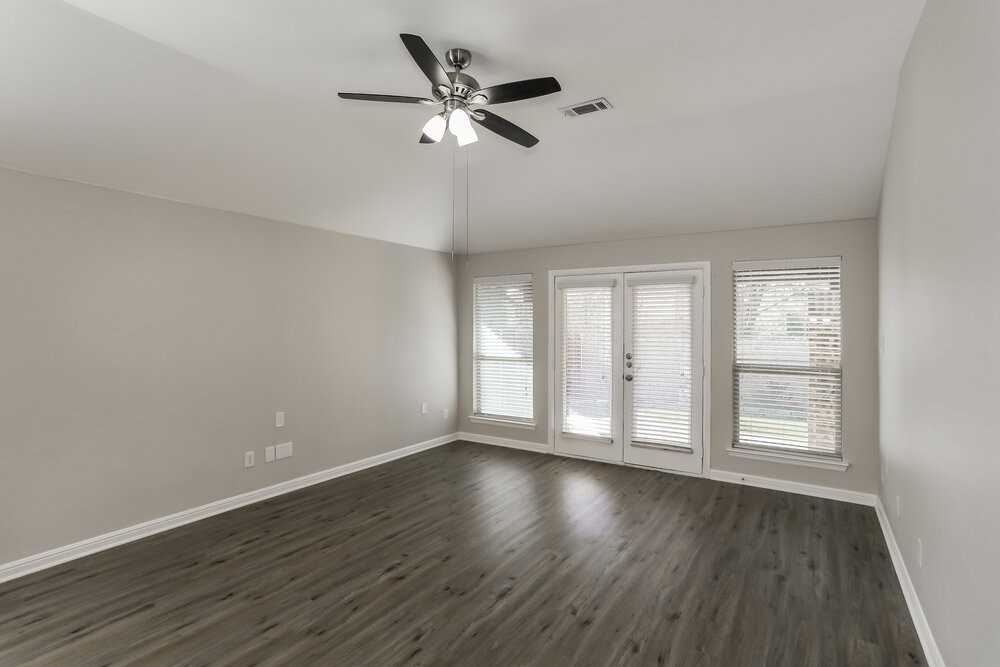 817 Partridge Dr - Photo 7 of 16